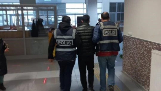 Elazığ'da haklarında kesinleşmiş hapis cezası bulunan 4 kişi yakalandı