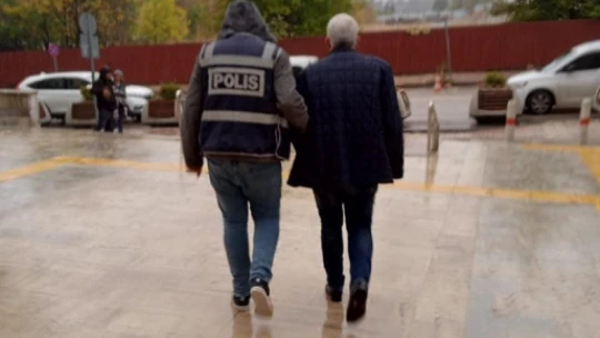 Elazığ'da haklarında kesinleşmiş hapis cezası bulunan 4 kişi yakalandı