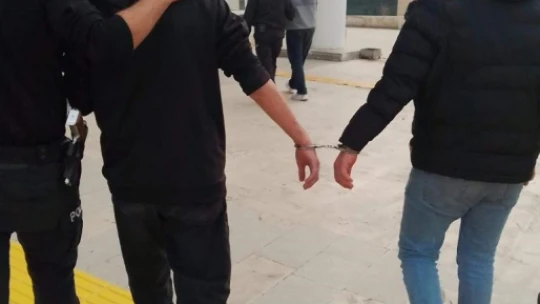 Elazığ'da haklarında kesinleşmiş hapis cezası bulunan 7 kişi yakalandı