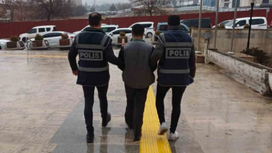 Elazığ'da haklarında kesinleşmiş hapis cezası bulunan 14 kişi yakalandı