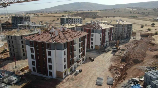 Elazığ'da kalıcı konutların 13'üncü bloğu tamamlandı