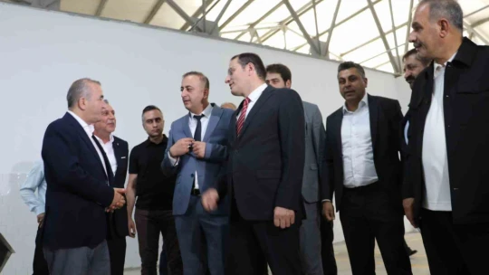 Elazığ'da kayısı işleme, paketleme ve analiz tesisi açıldı