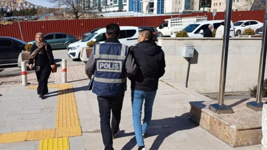 Elazığ'da kesinleşmiş hapis cezası bulunan 24 zanlı yakalandı