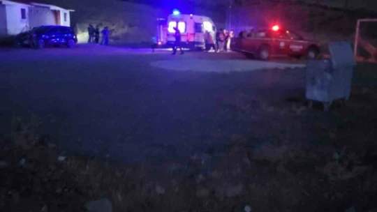 Elazığ'da korkutan yangın: Dumandan etkilenen 1 kişi hastaneye kaldırıldı