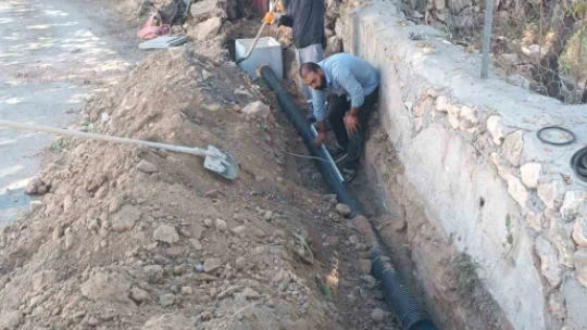 Elazığ'da merkez ile ilçelerde su ve kanal hizmetleri sürüyor