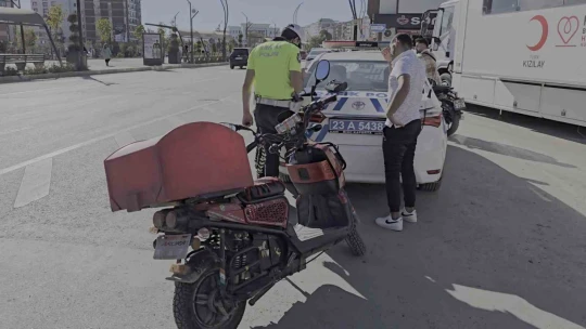Elazığ'da motosikletlilere sıkı denetim
