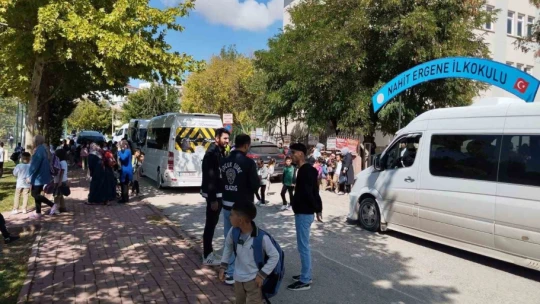 Elazığ'da okul önleri aralıksız denetleniyor