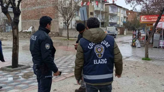 Elazığ'da okul önü denetimleri sürüyor