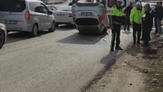 Elazığ'da otomobil ters döndü: 1 yaralı