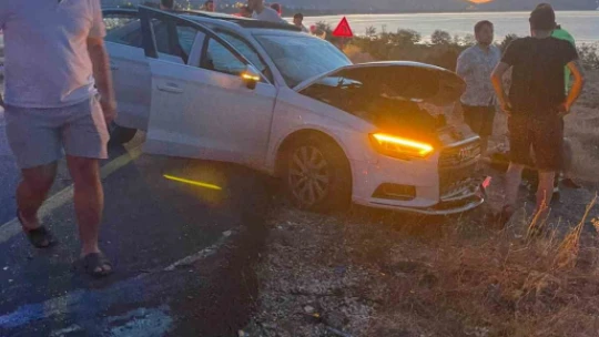 Elazığ'da otomobiller çarpıştı: 8 yaralı