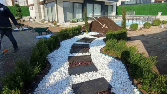 Elazığ'da peyzaja talep arttı