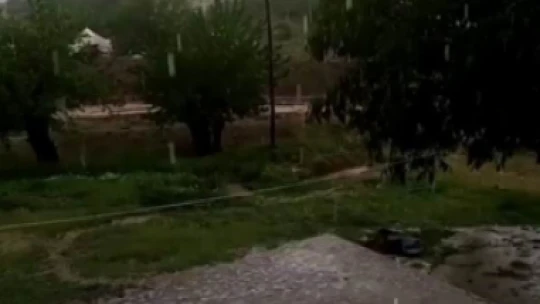 Elazığ'da sağanak ve dolu yağışı hayatı olumsuz etkiledi