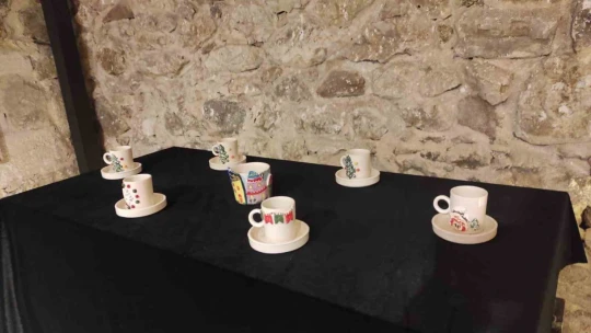 Elazığ'da seramik sergisi büyük ilgi görüyor