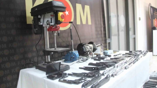 Elazığ'da silah kaçakçılığı operasyonu: 9 gözaltı