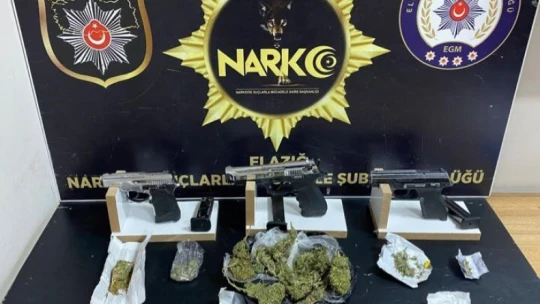 Elazığ'da sokak satıcılarına operasyon: 4 gözaltı