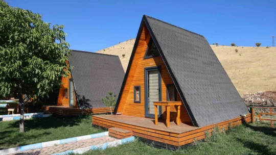 Elazığ'da tatilcilerin yeni gözdesi bungalovlar