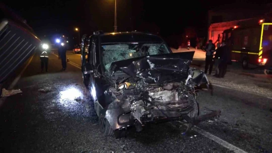 Elazığ'da trafik kazası: 1 ölü, 3 yaralı