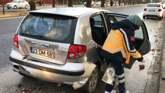 Elazığ'da trafik kazası: 4 yaralı