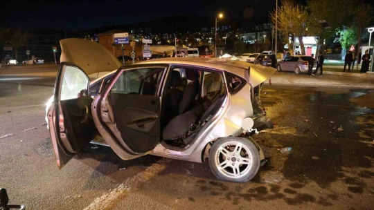 Elazığ'da trafik kazası: 6 yaralı