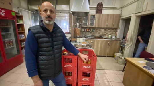 Elazığ'da veresiyeden bıkan esnaftan ilginç yazı: ''Çekim kalmamış, dövizim var' gibi nedenler geçersizdir'