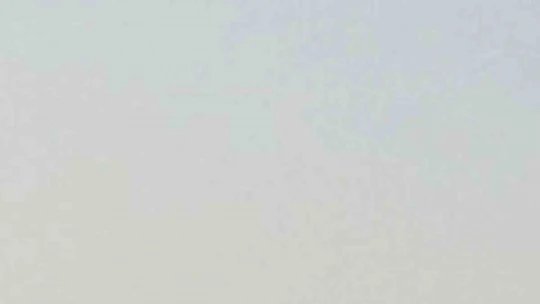 Elazığ'da yamaç paraşütü yapan şahıs, ani rüzgar nedeni ile sürüklenerek göle düştü