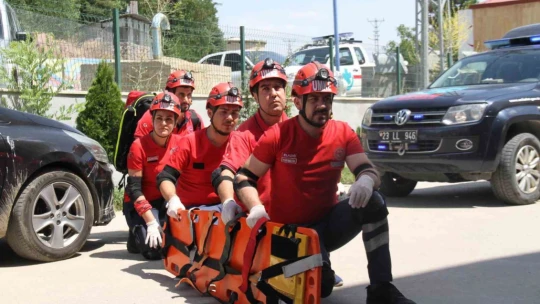 Elazığ'da yangın tatbikatı gerçeğini aratmadı