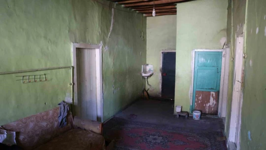 Elazığ'da yaşlı kadının yaşam mücadelesi