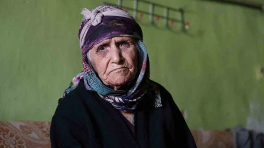 Elazığ'da yaşlı kadının yaşam mücadelesi