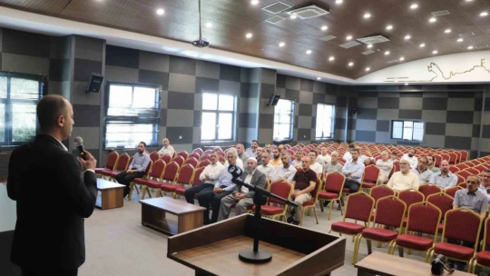 Elazığ'da yaz Kur'an kurslarında görev alacak personele yönelik seminer