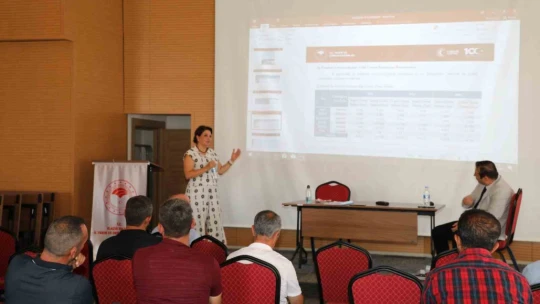 Elazığ'da yeni üretim planı ve desteklemeler üreticilere anlatıldı