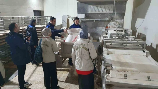 Elazığ'da zabıta ekipleri, gıda denetimlerini sürdürüyor