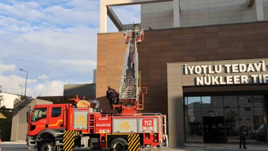 Elazığ Fethi Sekin Şehir Hastanesindeki deprem tatbikatı gerçeği aratmadı