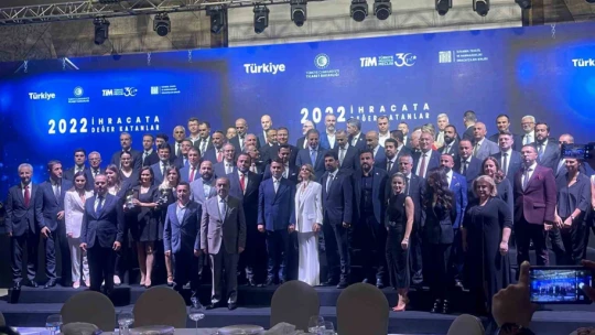 Elazığ'ı ihracatta dünyada temsil eden firmaya, platin ödülü verildi