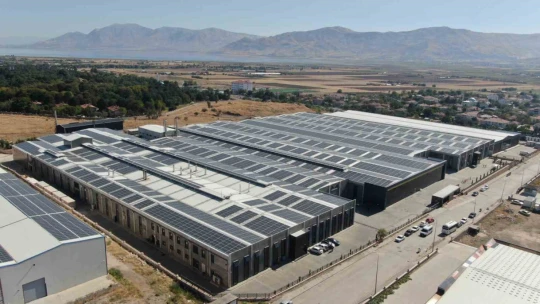 Elazığ'ı ihracatta dünyada temsil eden firmaya, platin ödülü verildi