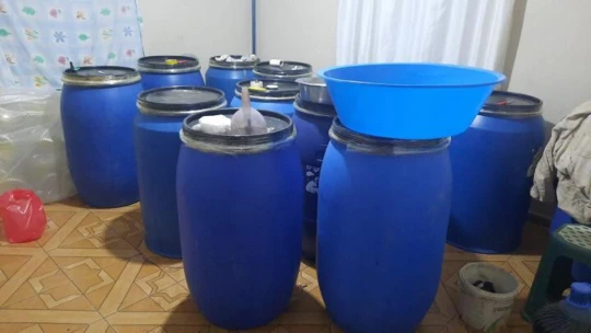 Elazığ merkezli 3 ilde kaçak içki operasyonu: Binlerce litre kaçak içki ele geçirildi