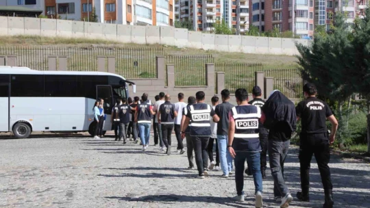 Elazığ merkezli 6 ilde örgütlü olarak nitelikli dolandırıcılık operasyonu: 29 gözaltı