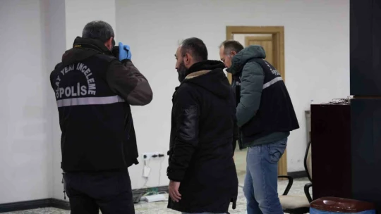 Elazığ otogarında silahlı kavgaya karışan 3 şüpheli adliyeye sevk edildi