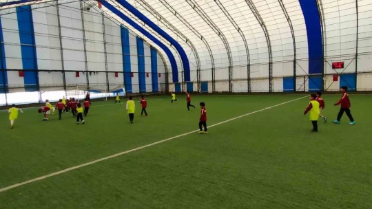 Elazığspor Futbol Okulu, yeni yetenekler yetiştiriyor