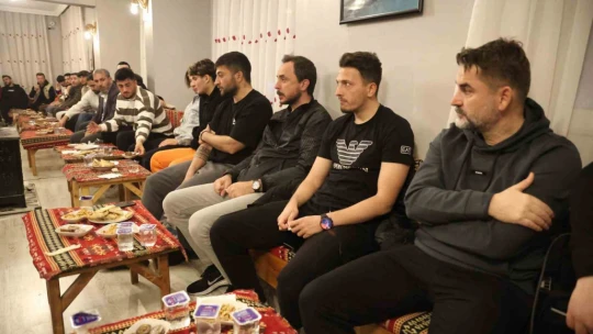 Elazığspor futbolcuları kürsübaşı etkinliğinde eğlendi