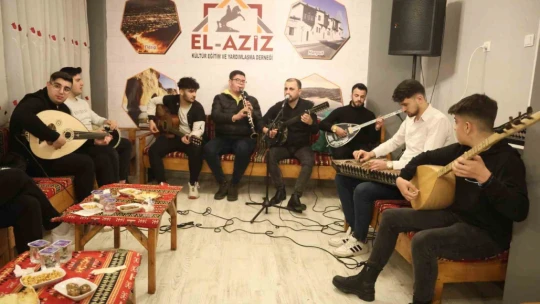 Elazığspor futbolcuları kürsübaşı etkinliğinde eğlendi