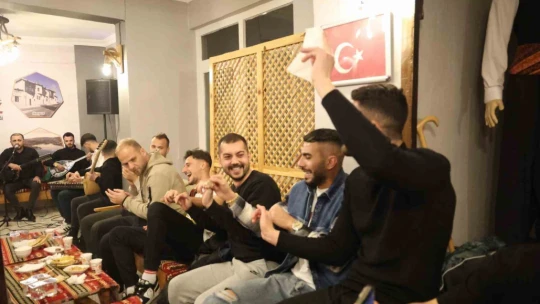 Elazığspor futbolcuları kürsübaşı etkinliğinde eğlendi