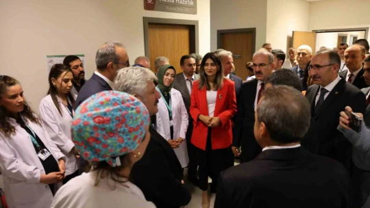 Fethi Sekin Şehir Hastanesi'nde 79 aşının 19'u gebelik ile sonuçlandı