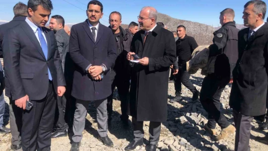 Göçükteki 4'üncü işçiyle ses irtibatı sağlandı