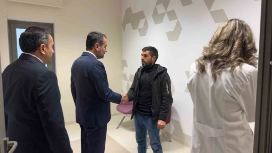 Göçükten sağ kurtarılan madencilerden ilk görüntü