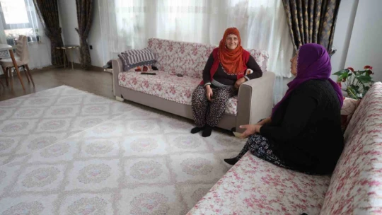 Göl manzaralı TOKİ konutlarında yaşayan depremzedeler: 'Ölünceye kadar devletimizin arkasındayız'
