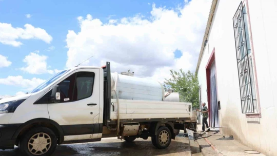 Günlük 40 ton süt toplanan merkez, bin 200 aileye ekmek kapısı oldu