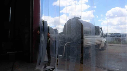 Günlük 40 ton süt toplanan merkez, bin 200 aileye ekmek kapısı oldu