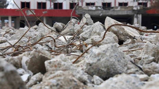 Hemen herkesin bir anısı vardı: Elazığ'da eski terminal binasının son anları havadan görüntülendi