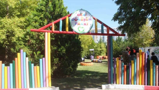 Hipodromda çocuklar için 'Geri Dönüşüm Parkı' kuruldu
