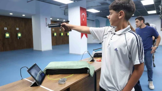 İkonik atışıyla dünya gündemine oturmuştu, çocuklara da ilham oldu